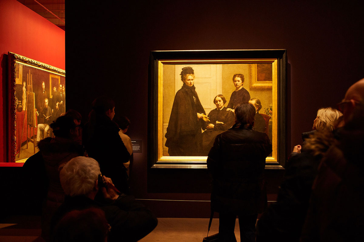 Musee d'Orsay, Paris , group of people around the Dubourg Family painting