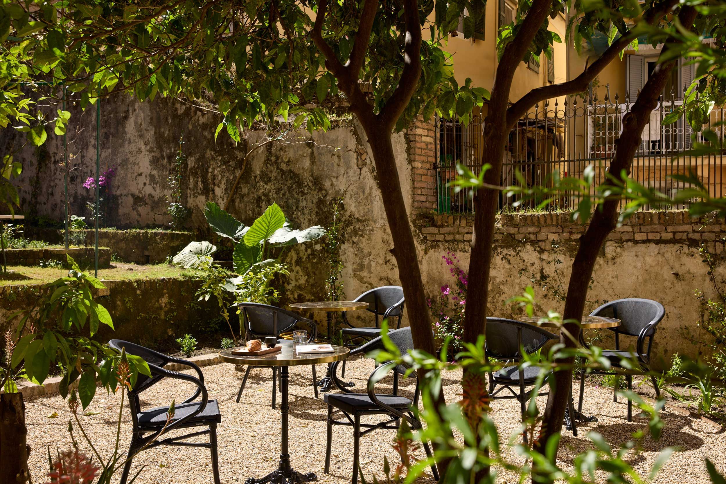 breakfast garden of The Calliston, Corfu