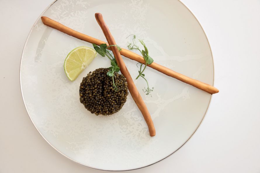plate with caviar