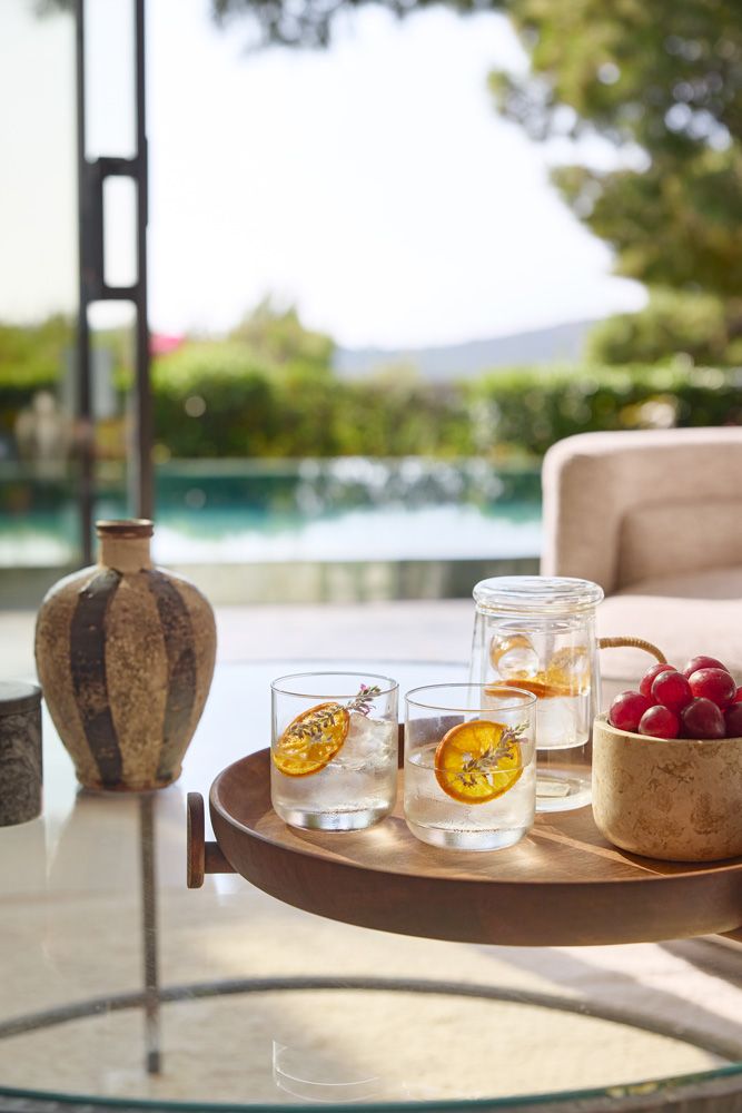 suite with view the poseidon temple, detail