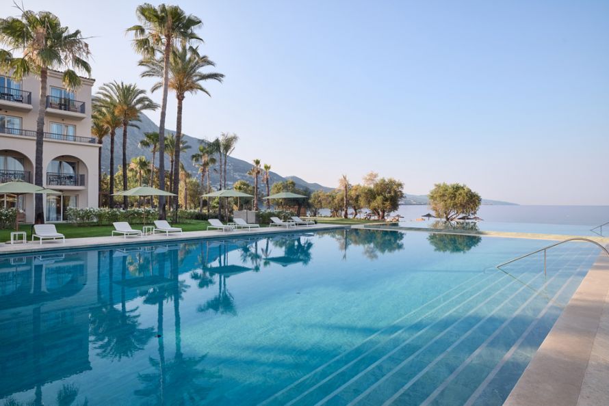 pool of Grecotel Philoxenia